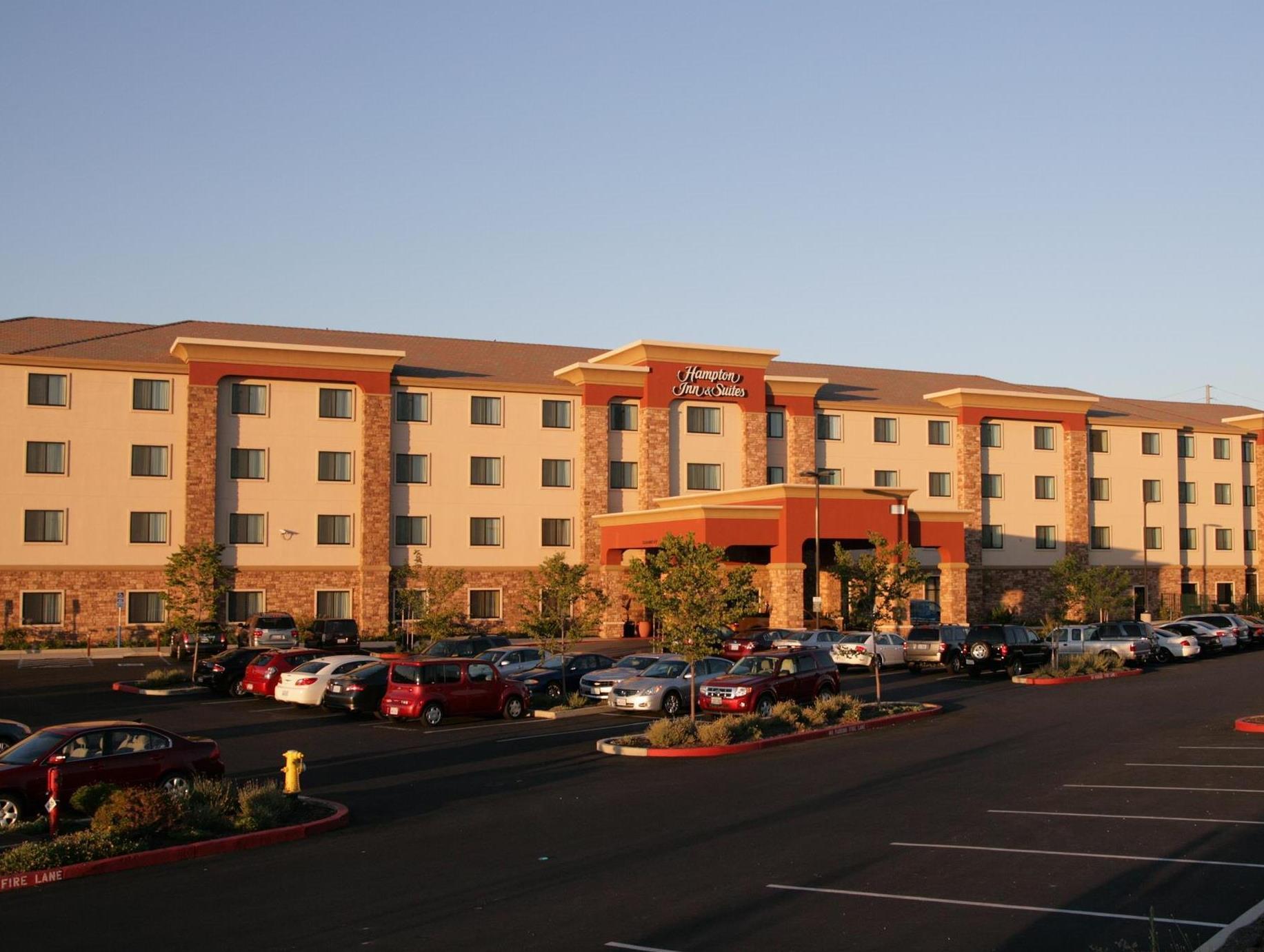 Hotel Hampton & Folsom