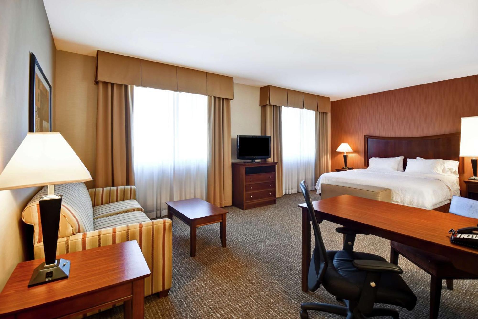 Hotel Hampton & 3*