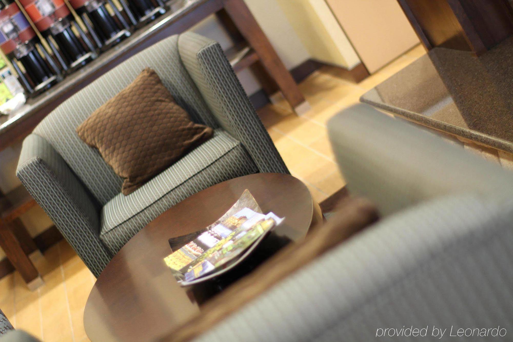 Hotel Hampton & 3*